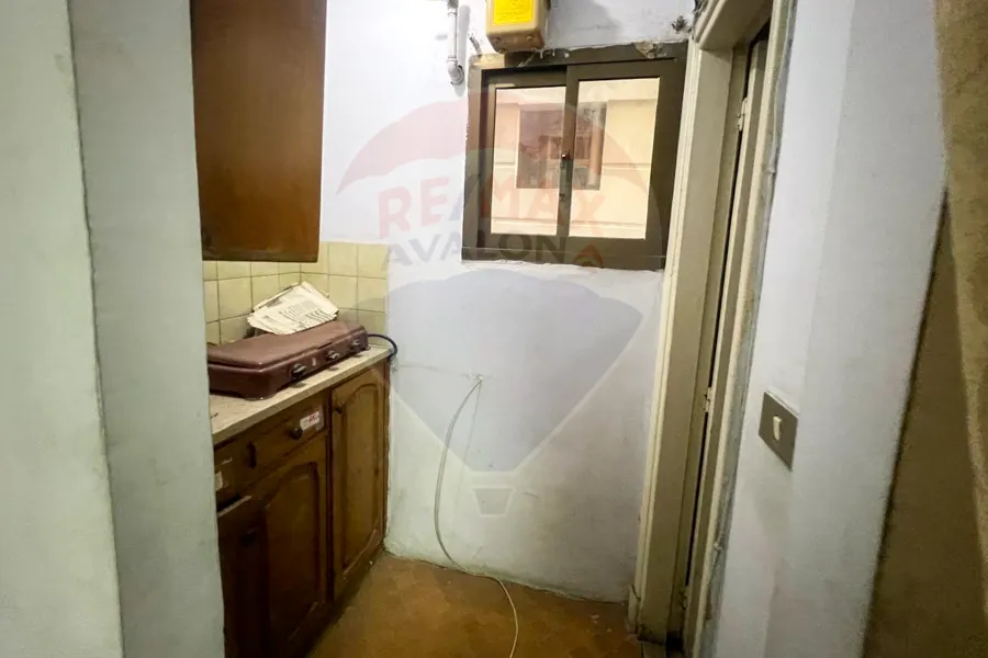 عيادة للبيع 40 م سبورتينج (ش بور سعيد)