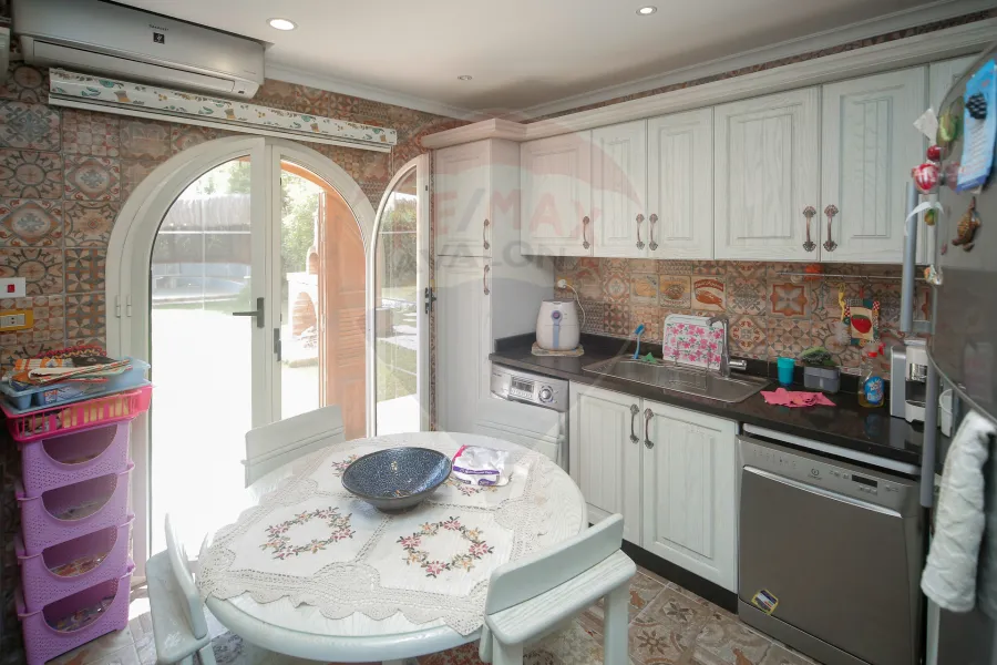 villa for sale North Coast (Costa del Sol village)635m