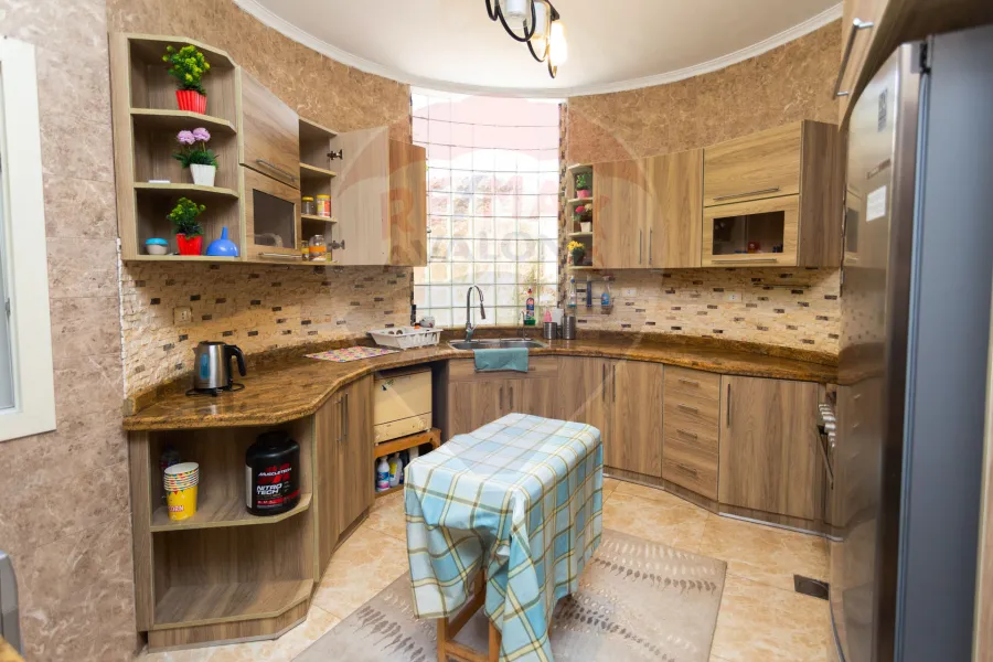 Furnished twin house for annual rent, 350 m², King Mariout (Al Orouba Royal)