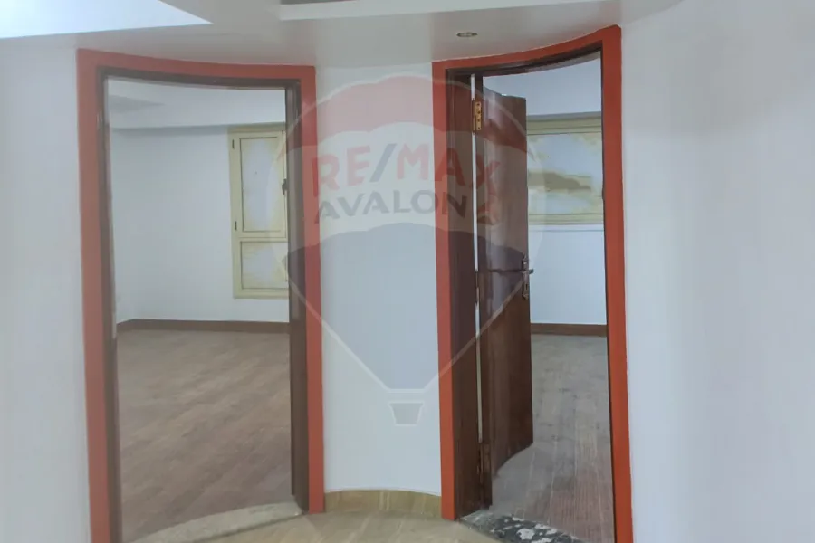 شقة للبيع 315 م رشدي (متفرع من ش أبو قير)