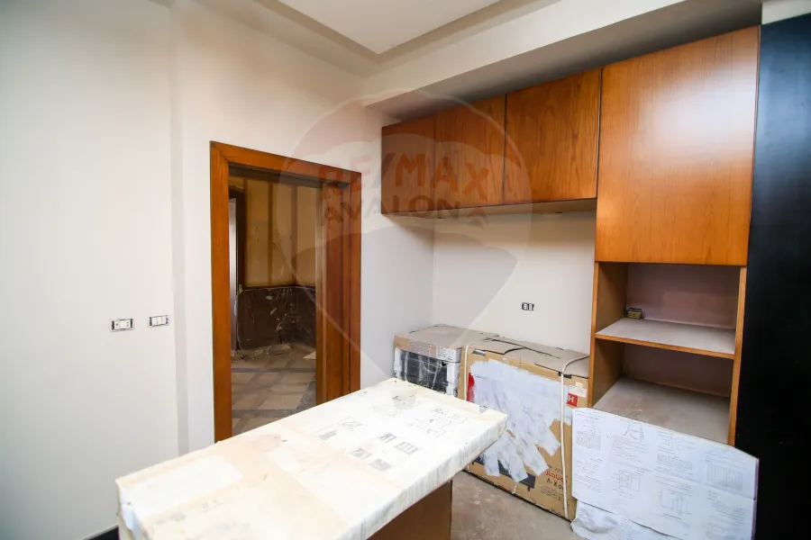 Apartment for sale 333 m Smouha (On the Mahmoudiyah axis -Beside Pharos University)