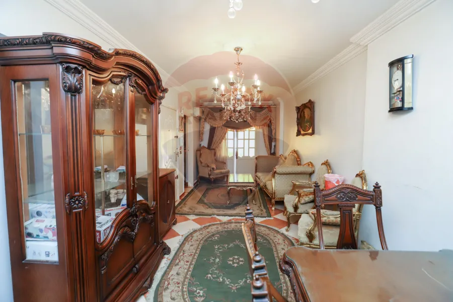 شقة للبيع 123 م ميامي (متفرع من ش العيسوي)