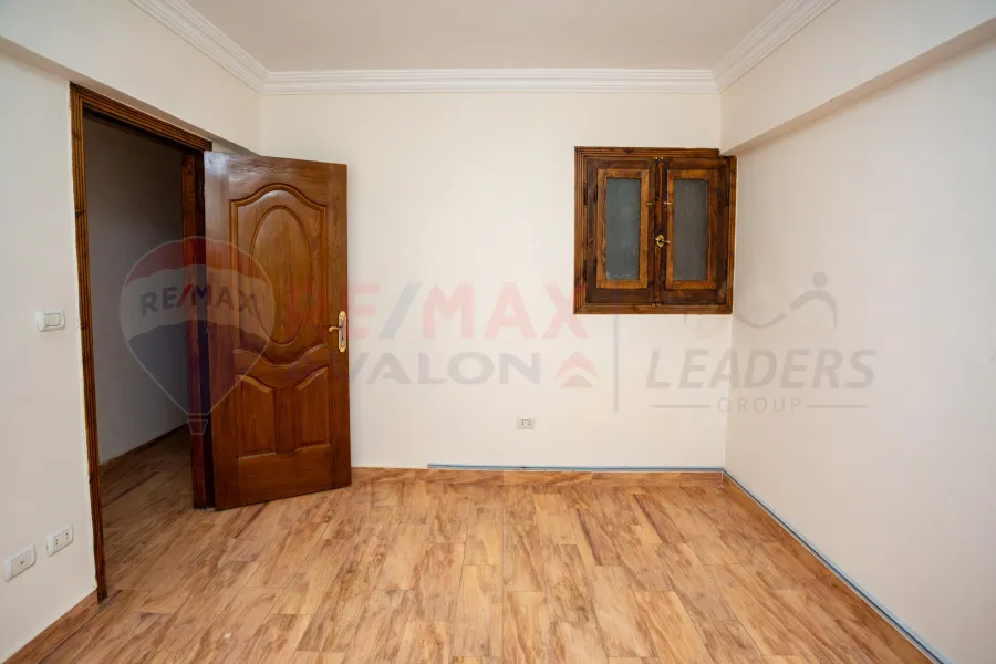 شقة للبيع 162 م  سابا باشا (ش خليل مطران)