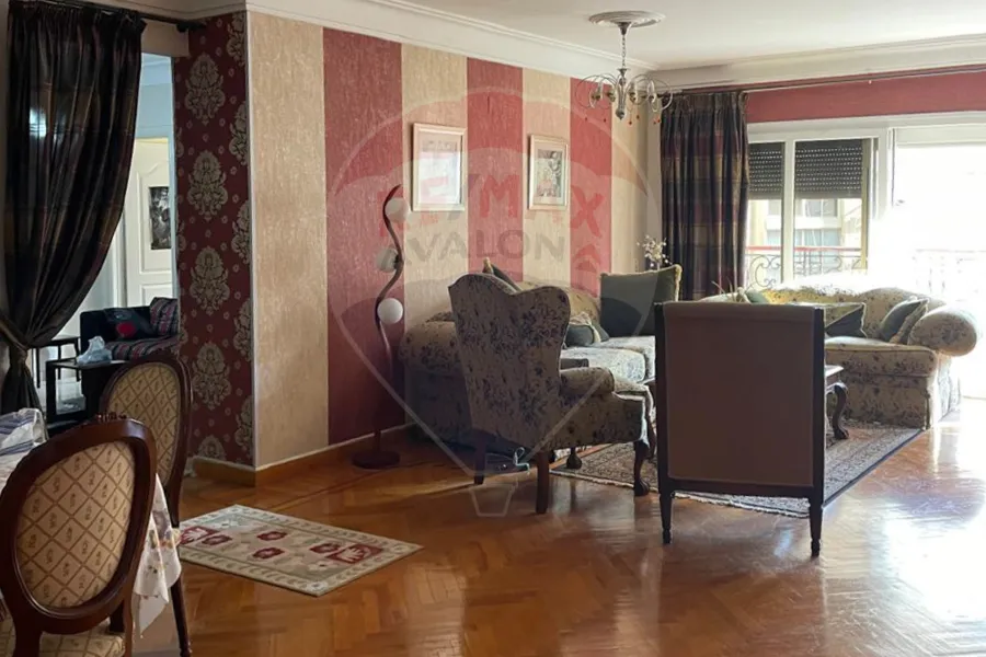 Apartment for sale 250 m Smouha (in front of Pharos University)