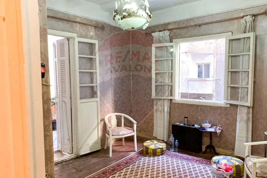 شقة للبيع 150 م جناكليس (ش عمر المختار)