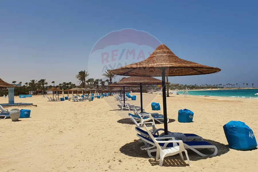 بنتهاوس للبيع (كون - راس الحكمة ) 90 م + 25 م تراس