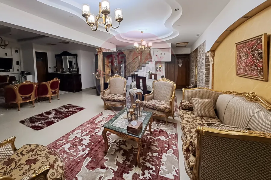 Duplex villa for sale 300 m Saba Basha (steps from Abo Qir st.)