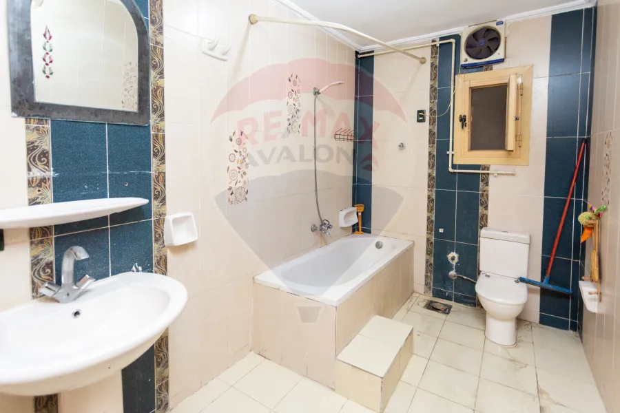 Apartment for sale 140 m Sidi Gaber (steps from Port Said Street)