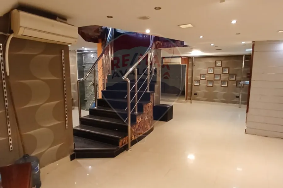 Shop for rent 85 m Smouha (kamal eldin salah st.)