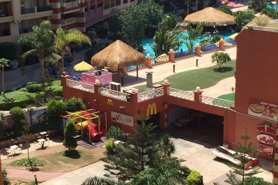 شاليه للبيع (بورتو مارينا) 64 م