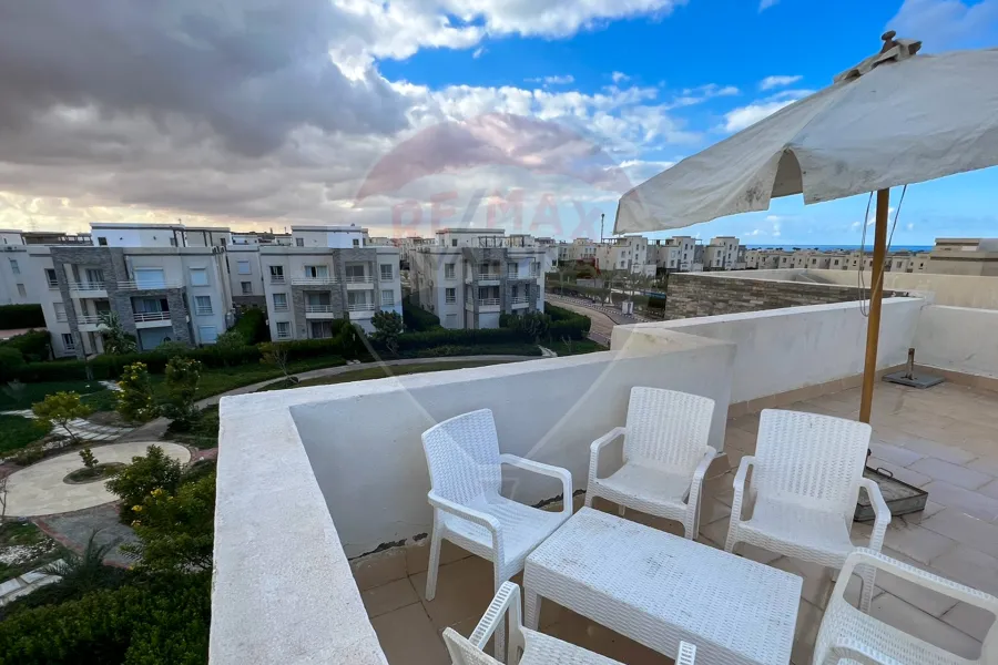 Chalet with roof for sale (Amwaj - Sidi Abdel Rahman) 115 m