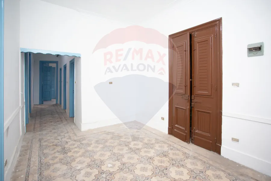 Apartment for sale 130 m net sporting (on the sea)