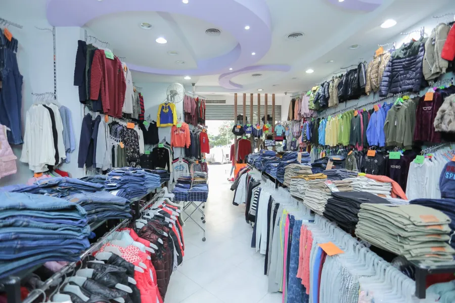 محل للبيع 70م الإبراهيمية -على الترام - ش عمر لطفى