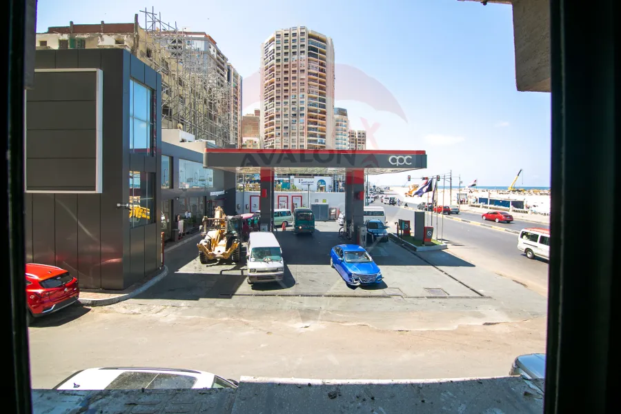 Shop for rent 50 m Sidi Bishr (Army Road)