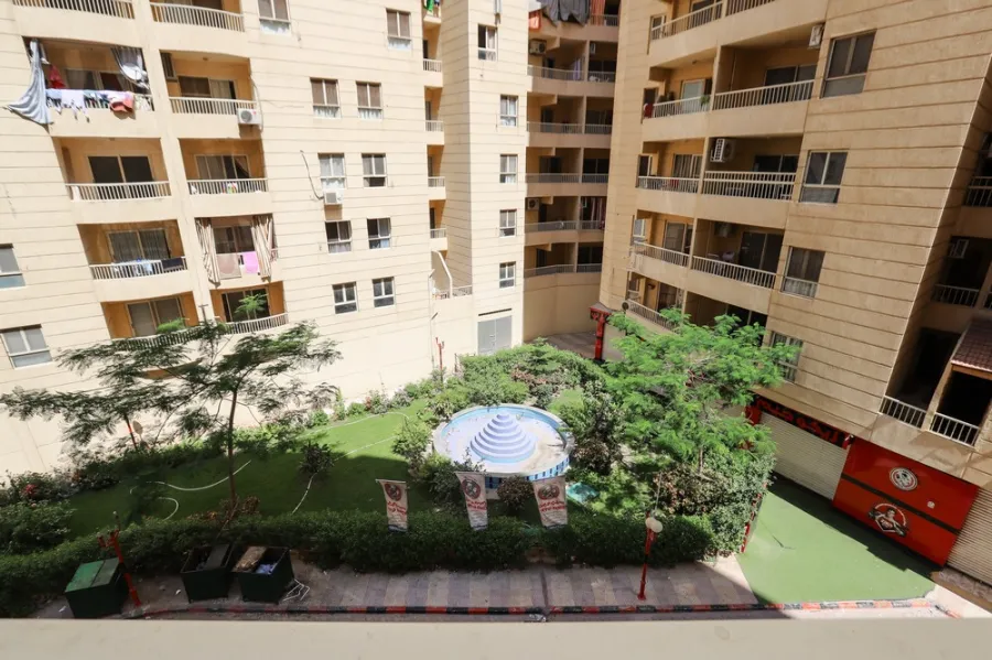 Apartment For Sale 175m El-Montaza (Green View Compound)