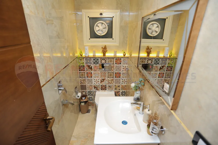 Apartment for sale 145 m Montazah (Royal Plaza Complex)