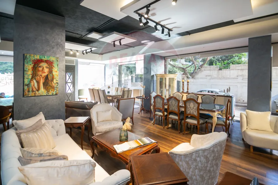 محل للبيع 170 م لوران (ثاني نمرة من ش أبو قير - عمارة براند)