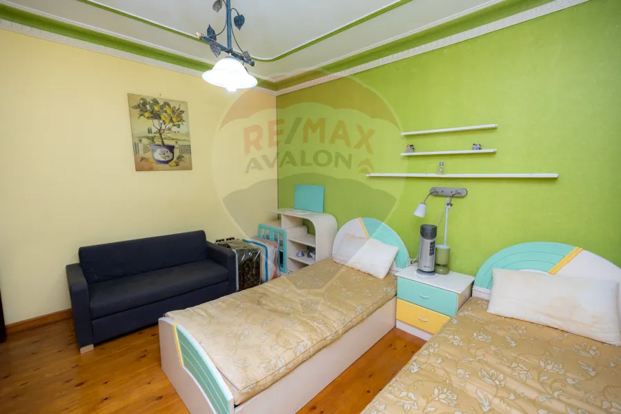 Apartment for sale 204 m gleem (Steps from Royal Jewelry Museum)