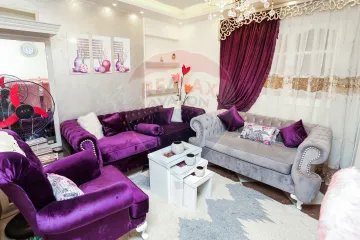 شقة للبيع 90 م سيدي بشر ( ش العيسوي - خطوات من البحر)