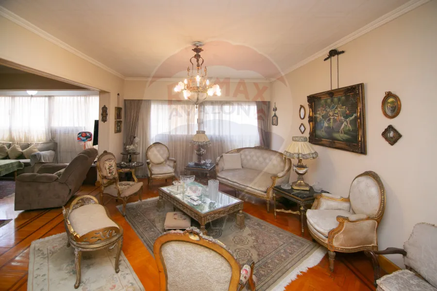 Apartment for sale, 283 m Latin District (El-faraana St.) - 12,000,000 EGP