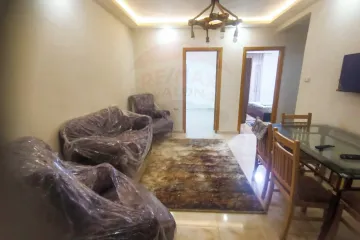 شقة للإيجار المفروش 110 م كامب شيزار(ش عمر لطفى)