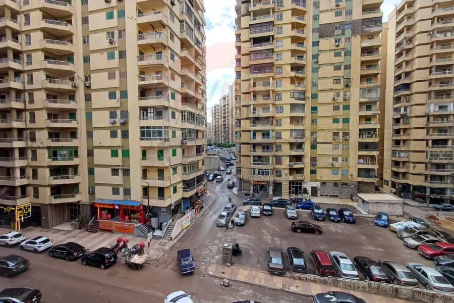 Apartment for sale 150 m Sidi Bishr Tram (second number from the sea)