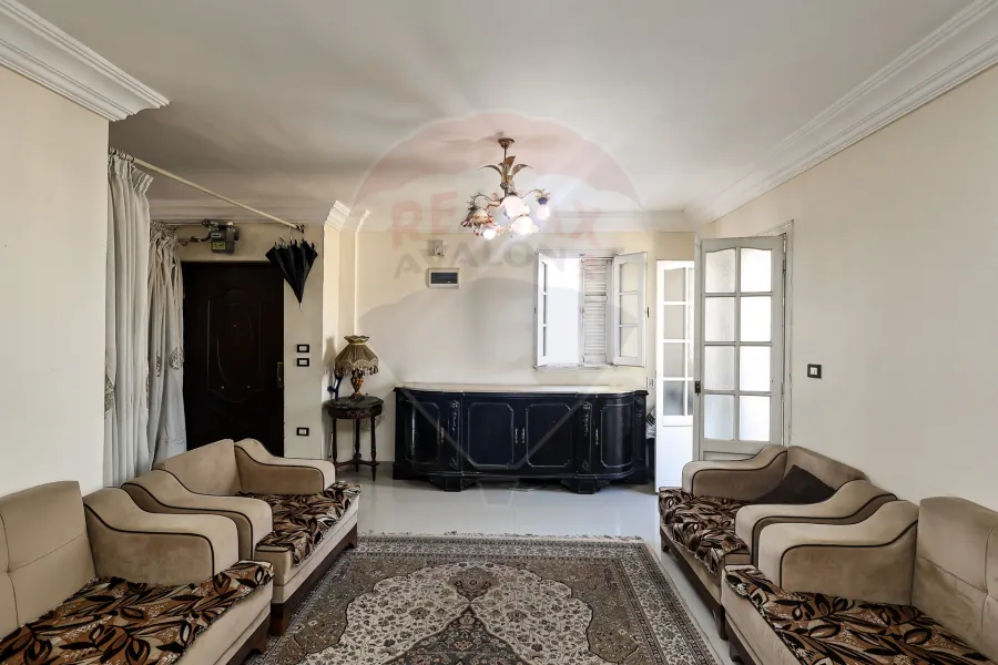 Apartment for sale 210 m + Roof 210 m Sidi Bishr Bahri (el tfola al saeida St)