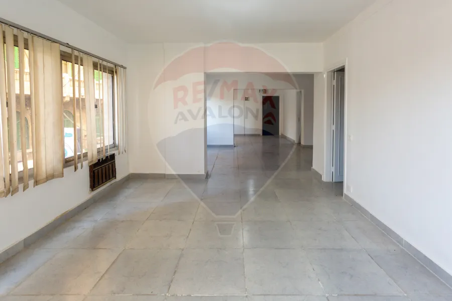 شقة إداري للبيع 95 م سيدي جابر (ش ابو قير)