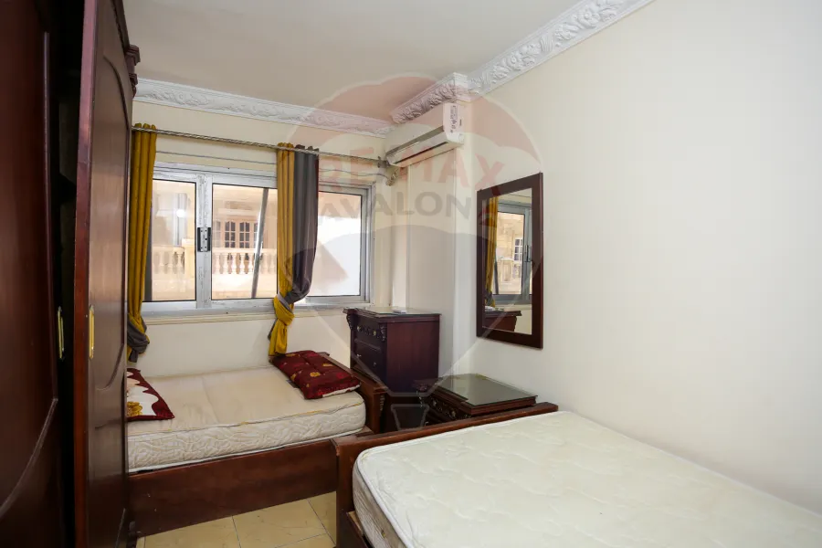 شقة للبيع  120 م  ميامي (ش خالد بن الوليد)