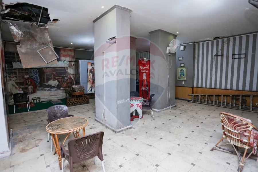 Shop for sale 300 m Sidi Beshr (Directly on taram station)