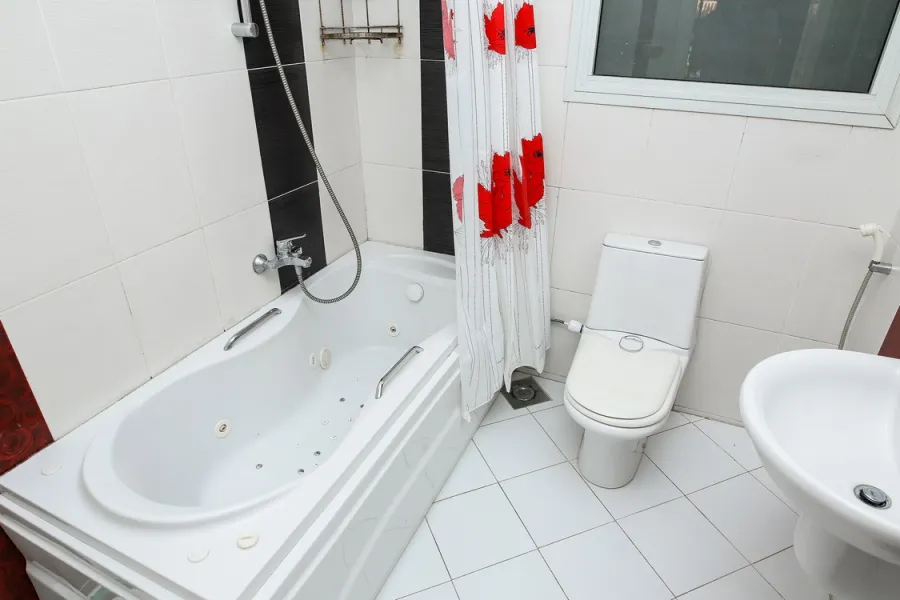 شقة للايجار مفروش 310م كفر عبده (خطوات من ش أبوقير)