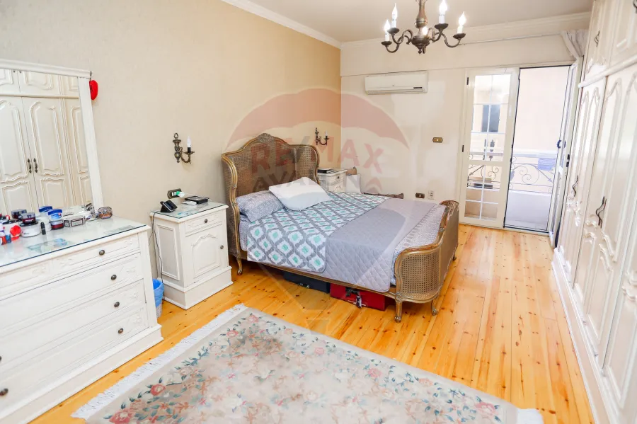 Apartment for sale 190 m Kafr abdou (Sakina bnt elhussien St)