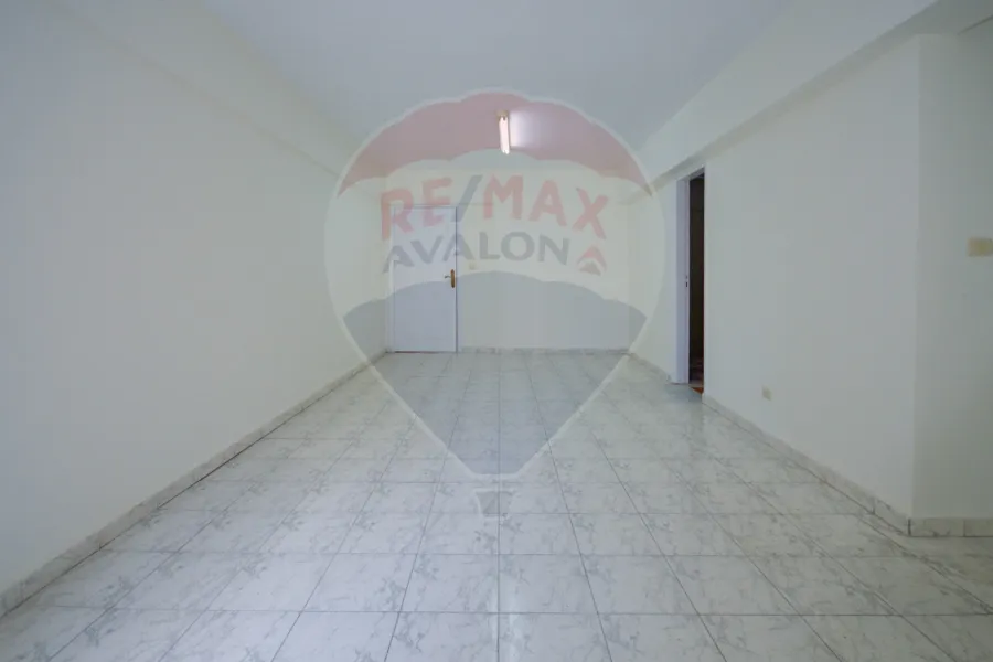 شقة للإيجار 116 م السيوف (ش مصطفي كامل)