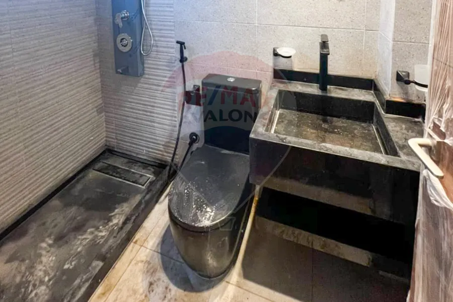 شقة للبيع 130 م كيلوباترا (تاني نمرة من البحر)