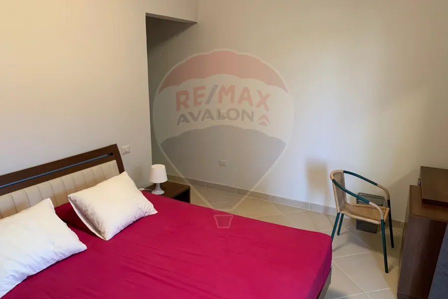 شاليه أرضى + حديقة للبيع الساحل (لافيستا باي)