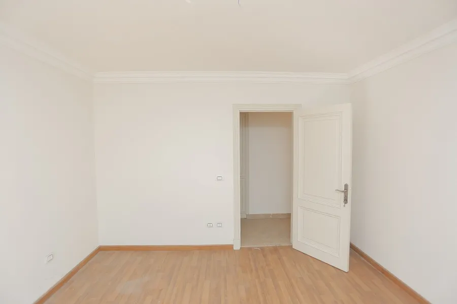 Apartment for sale 270m Loran, Ibrahim Nosseir st.