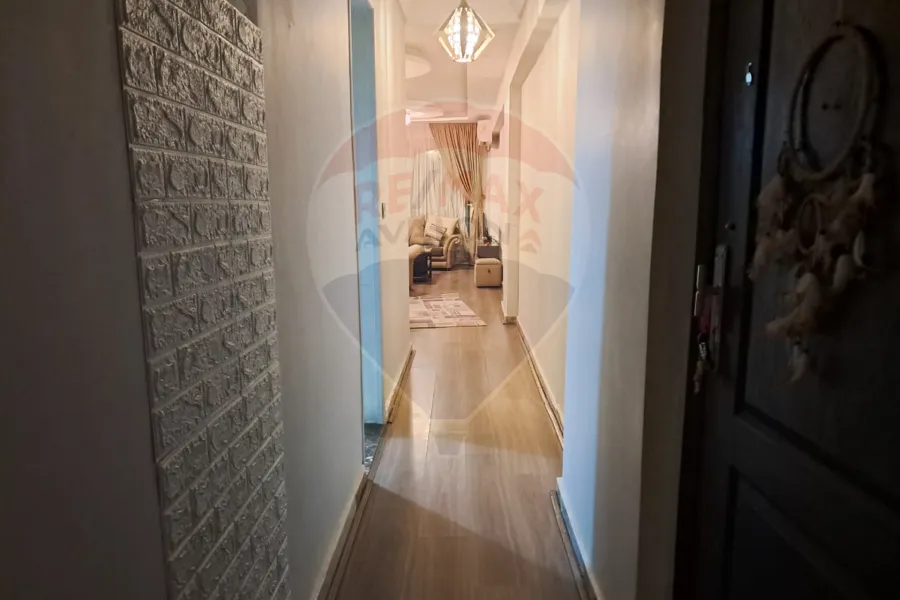 شقة مفروشة للايجار 120 م كليوباترا (ش طه حمدي)