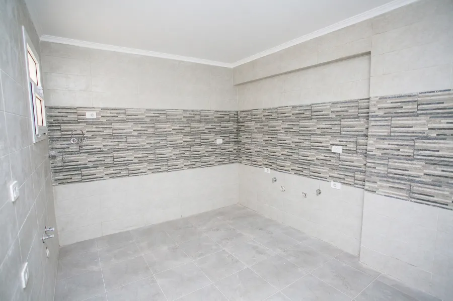 شقة للبيع 223م لوران - على الترام مباشرة