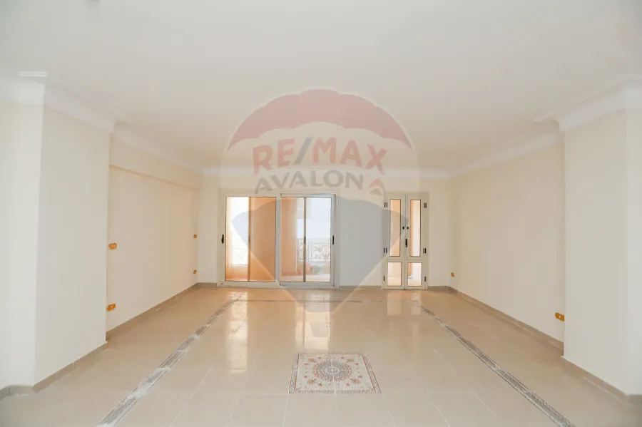 Apartment for rent 193 m Stanly (2 Num Branched from the sea ) -