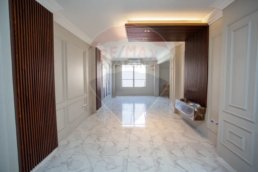 Duplex apartment for sale 255 m Smouha (next to Al-Nasr Club - near Pharos University)