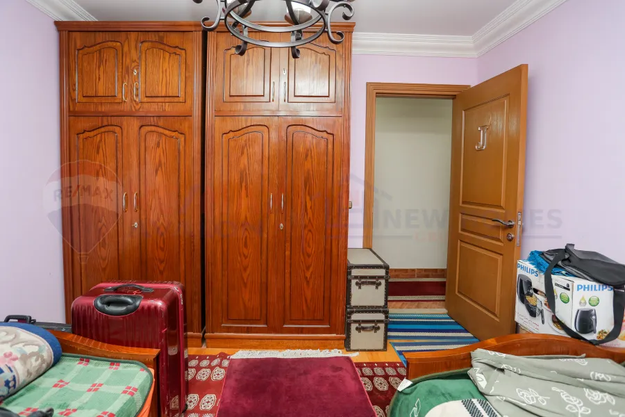 Furnished apartment for rent 180 m Smouha (Moustafa Kamel main st.)