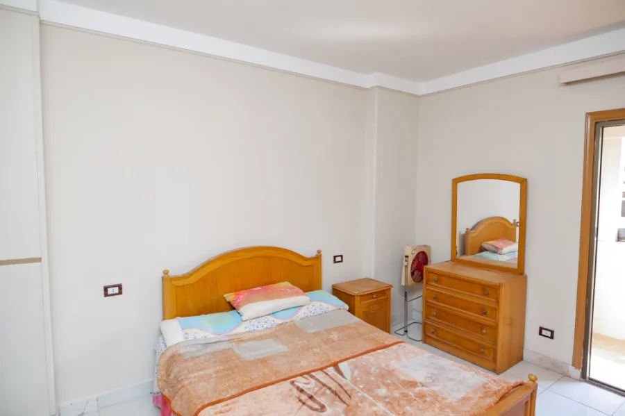 شقة للبيع 200م المندرة - على البحر مباشرة