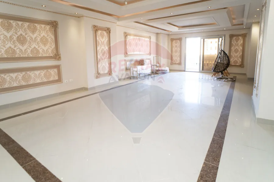 Apartment for rent 205 m Lauran (Eqbal St. - Steps from the sea)