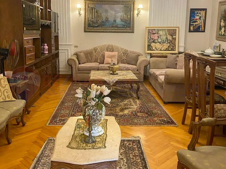 شقة للبيع 210 م كفر عبده (ش امير البحار)