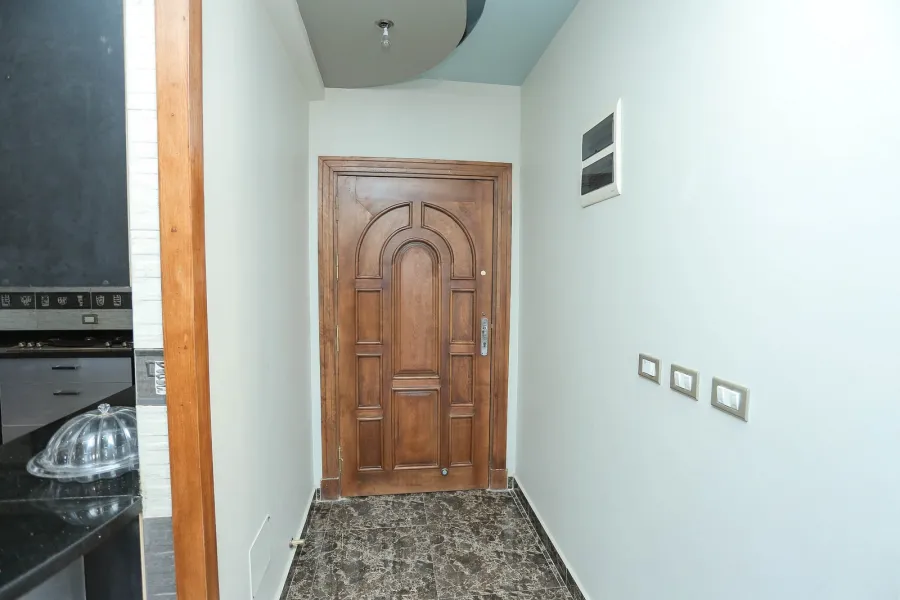 شقة للبيع 600م ميامى الجديدة (ش مصطفى كامل الرئيسى - كومباوند ميامى جراند بلازا)