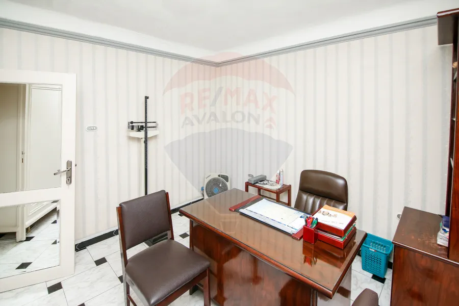 عيادة للإيجار 50 م الابراهيميه (متفرع من اللاجتيه )