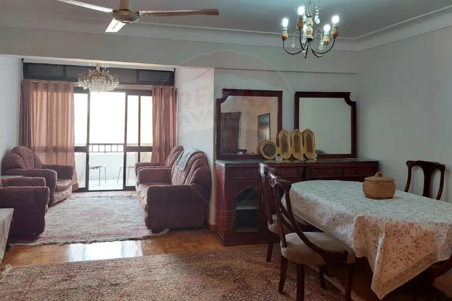 شقة للايجار المفروش 140 م سابا باشا