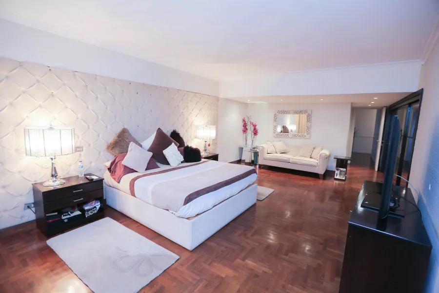 شقة للبيع 315م سموحة ( كوبري 14 مايو - عمارات الوطنية)