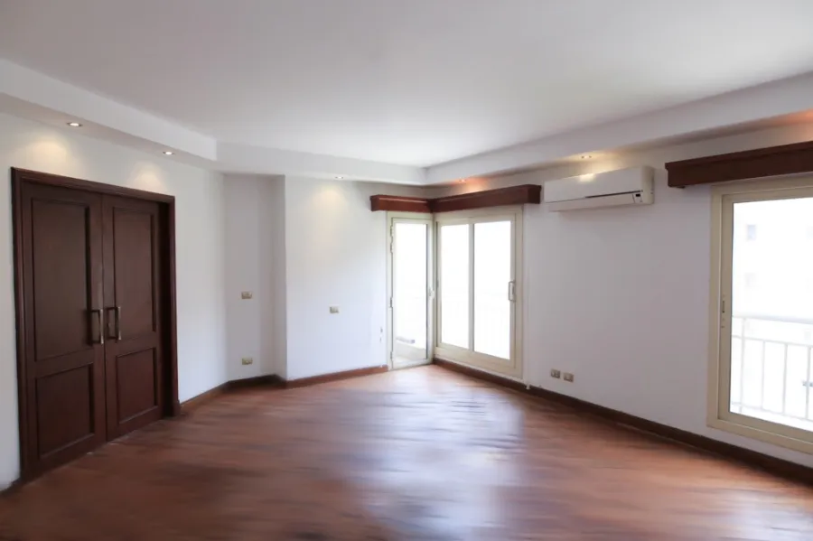 Apartment for sale 480m Laurent - Korneish Road