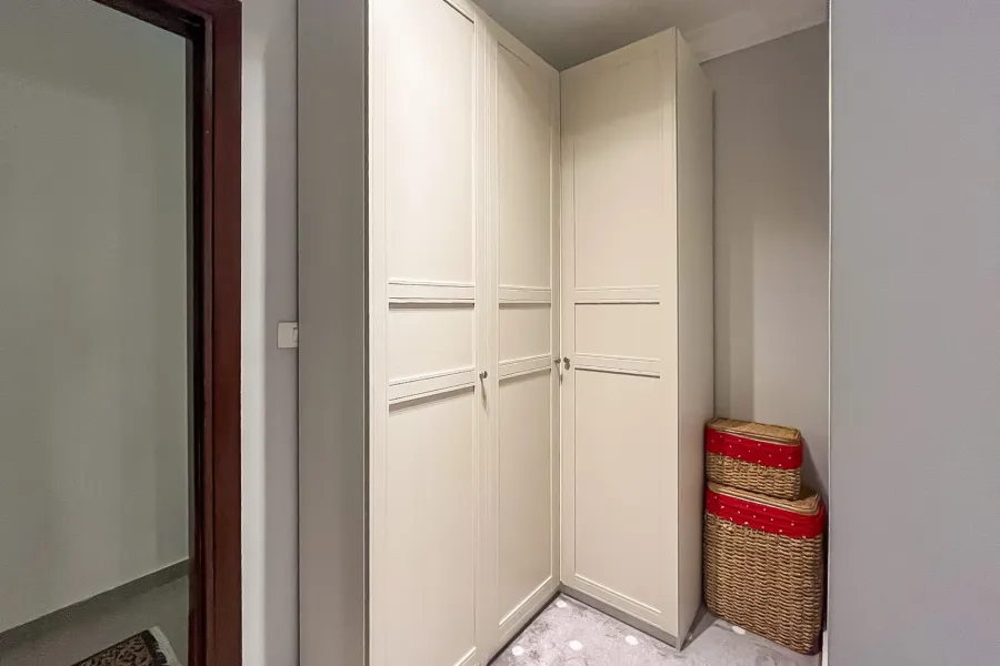 Apartment for sale 210 m Kafr Abdo (Sakina bint Al Hussein St.)